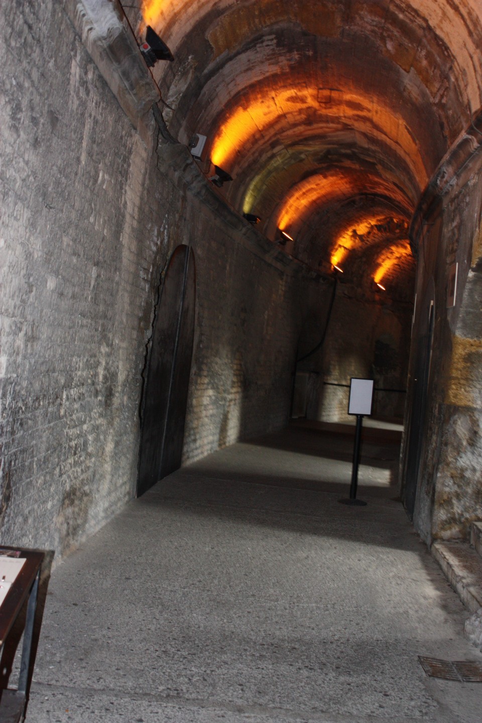 Im Amphitheater von Nîmes